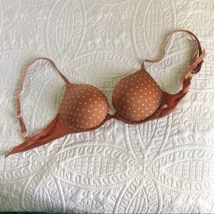 Victoria’s Secret BRAND NEW Rose Push Up Bra